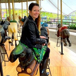 Meet your Posher, Amy